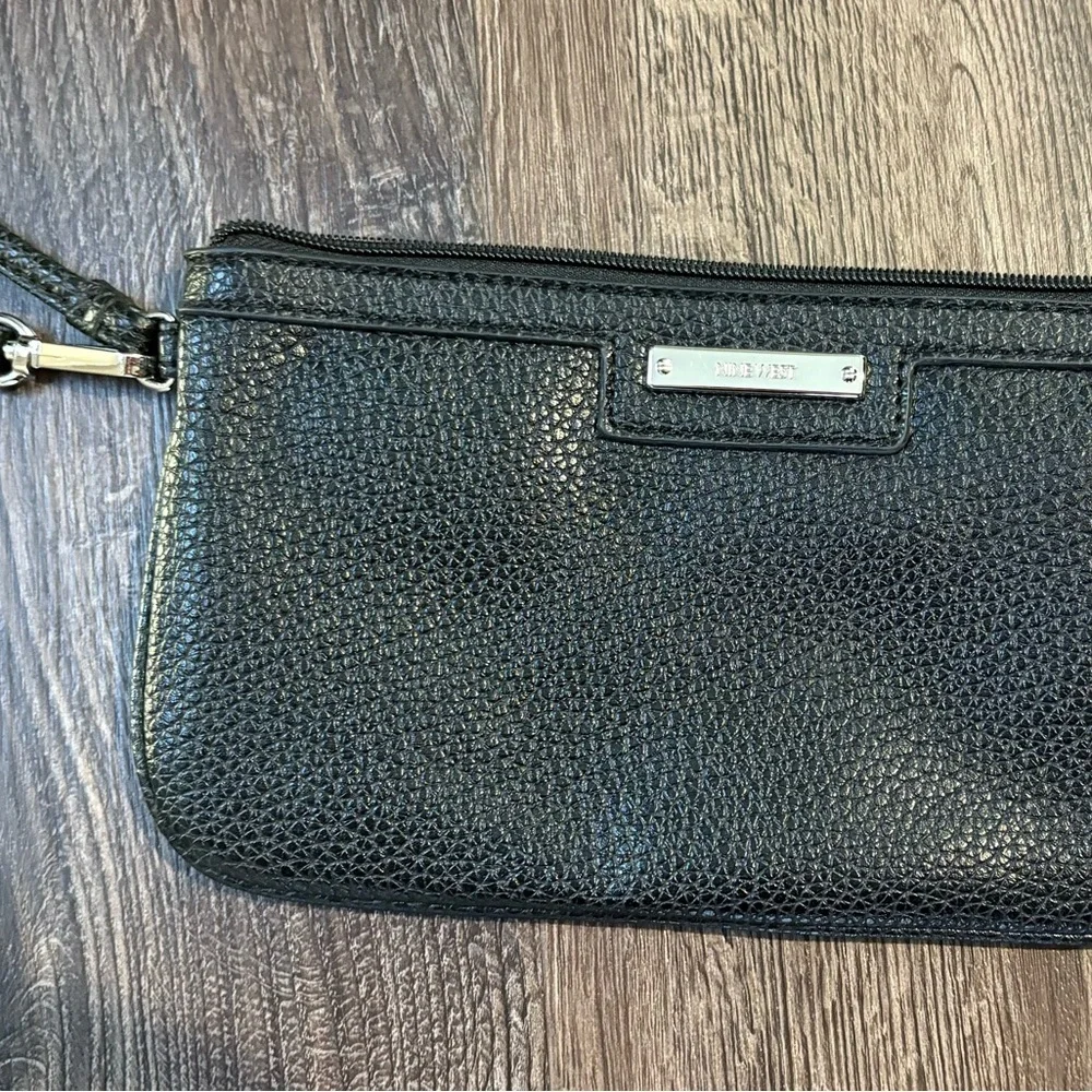 2 Clutches for 1 – Black & Cream – Good Condition
